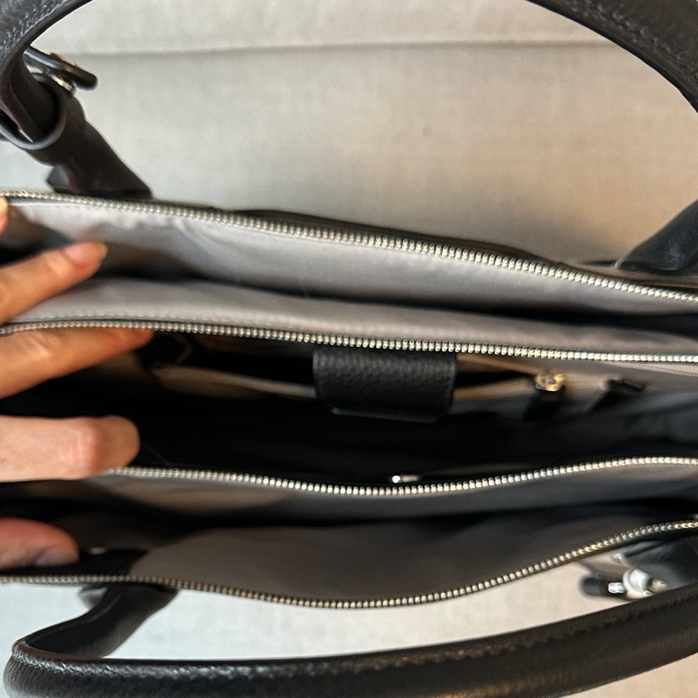 TUMI Stanton Kiran Leather Laptop Purse Black Gray Work Brief Case - Picture 7 of 9